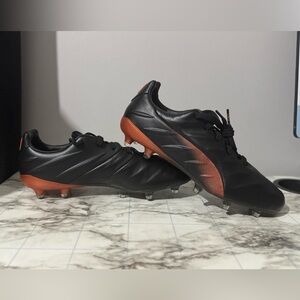 Puma King Platinum 21 FG/AG Soccer Cleats Black Orange 106478-04 Men's Size 7